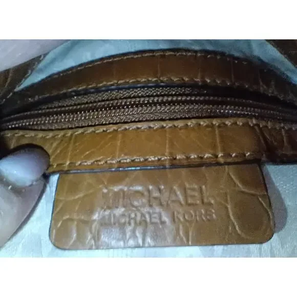 MICHAEL KORS Hamilton Natural Canvas Leather Croc Crossbody Bag - Picture 8 of 8